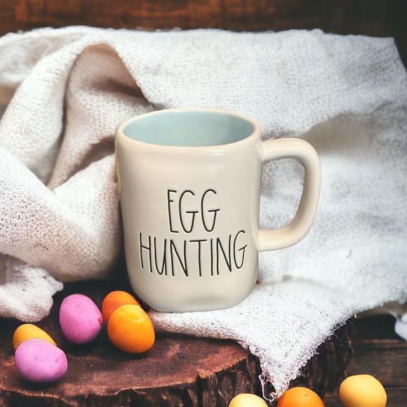 NEW Rae Dunn EGG HUNTING Large White/Blue Mug - Picture 6 of 6